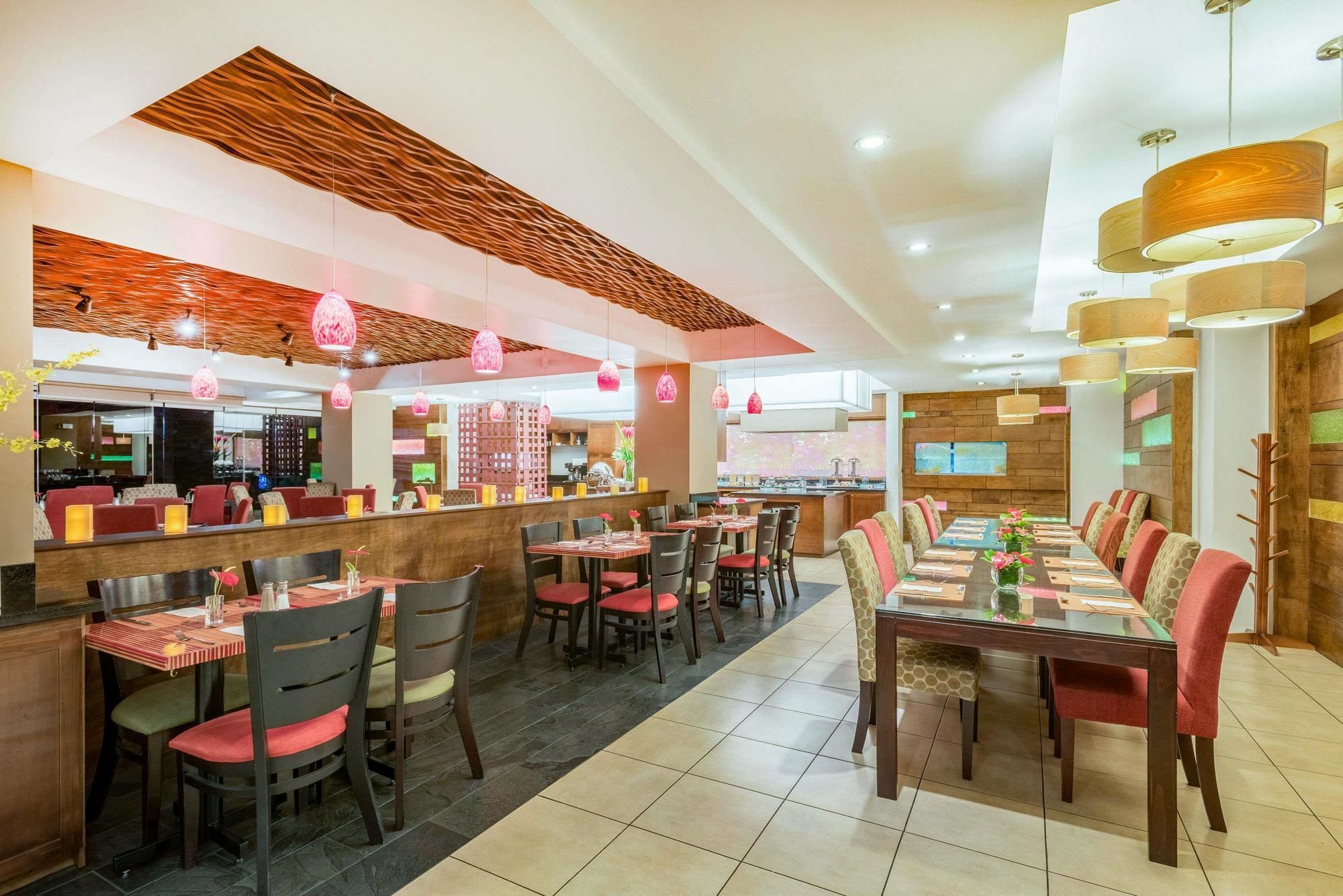 Hotel Tryp By Wyndham San Jose Sabana Exteriér fotografie